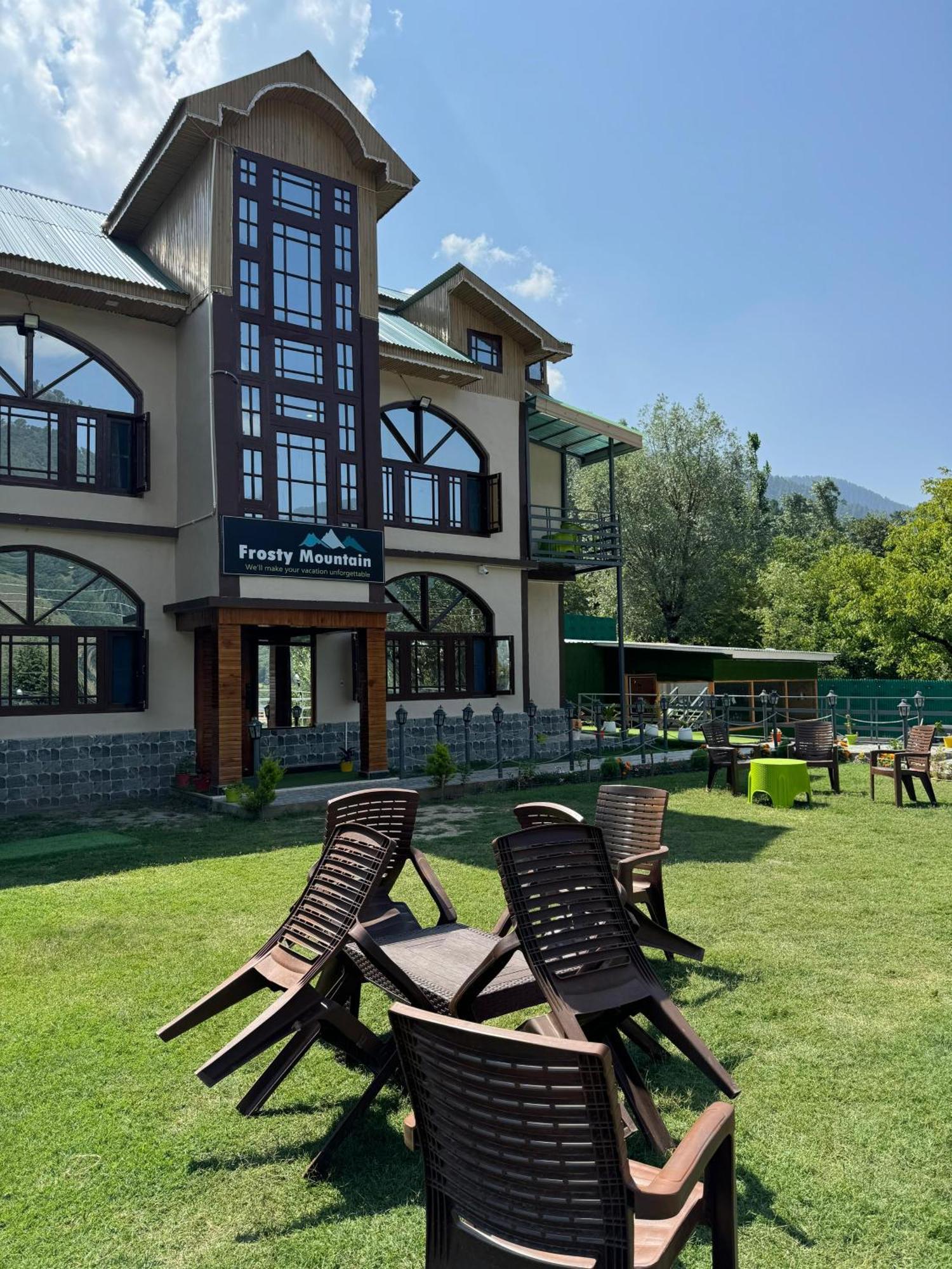 Frosty Mountain Resort Pahalgām Zewnętrze zdjęcie