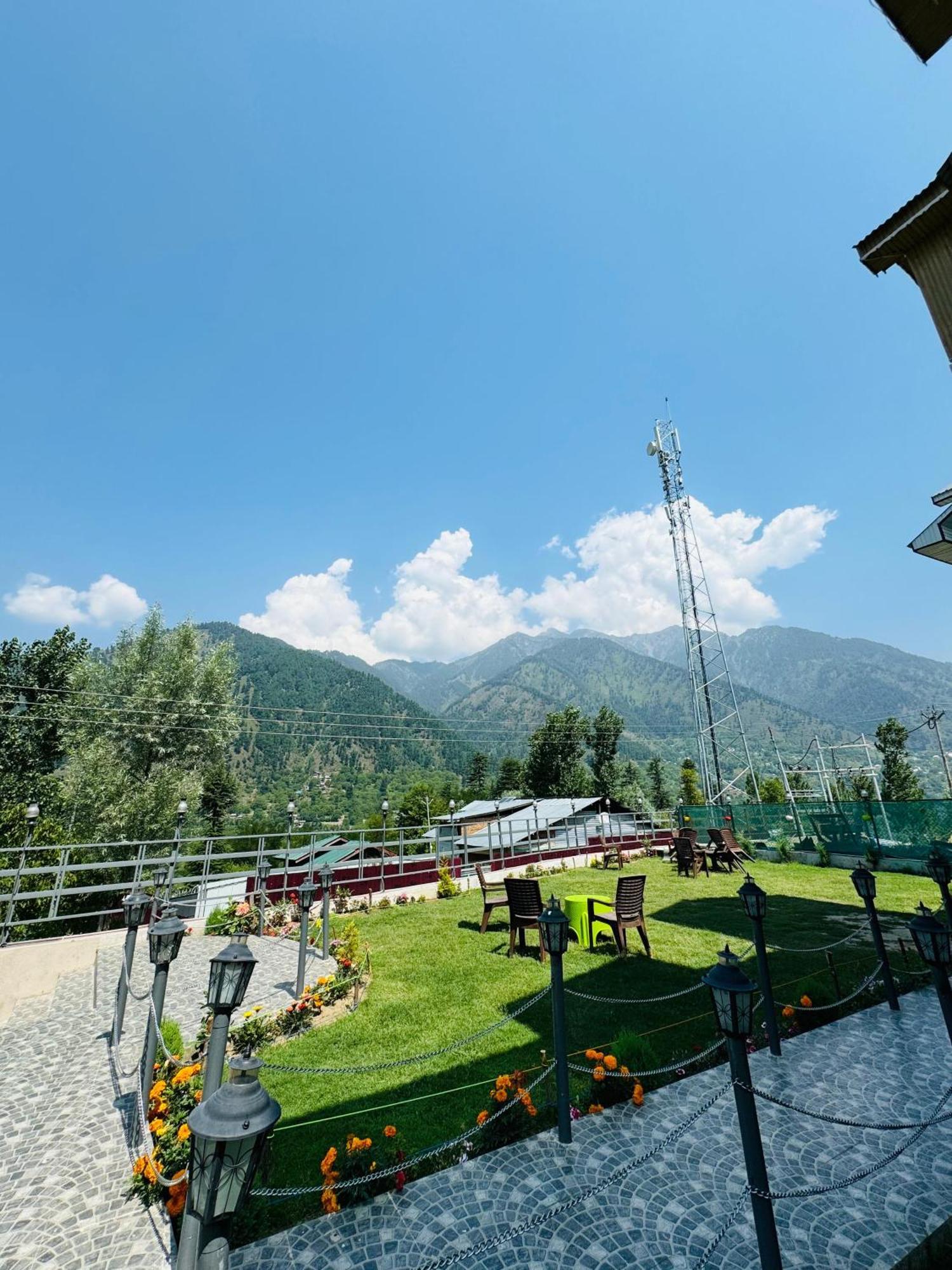 Frosty Mountain Resort Pahalgām Zewnętrze zdjęcie