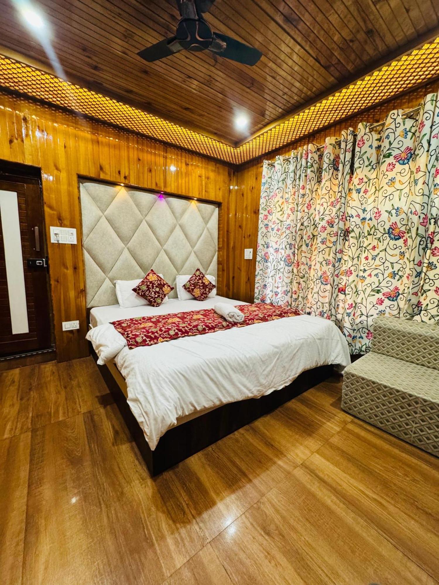 Frosty Mountain Resort Pahalgām Zewnętrze zdjęcie