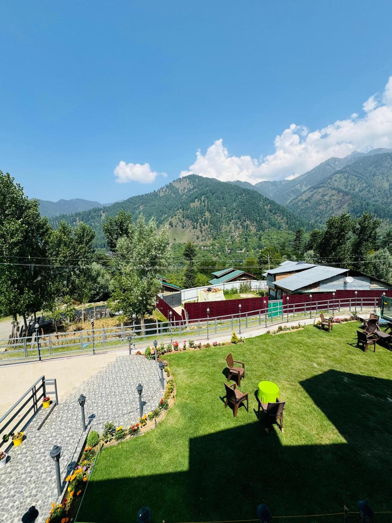 Frosty Mountain Resort Pahalgām Zewnętrze zdjęcie